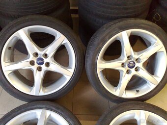 alu kola ford 5x108 r18 original ford 235/40/18 - 2