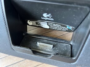 Repro Logitech S315i pro iPhone4 & iPod. Novy akumulator. - 2