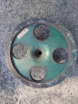 Litinový podstavec slunečník - 2