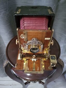Starožitný fotoaparát - 2