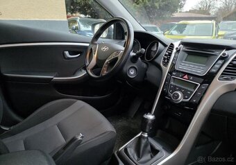 Hyundai i30 1.6-VYHŘÍVANÝ VOLANT+SEDADLA - 2