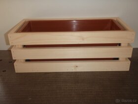 Dřevěný truhlík - 2