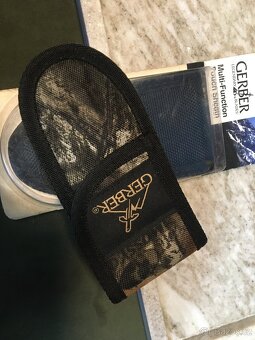 Pouzdro na multifunkční kleště Gerber USA camo PC 600 Kč - 2