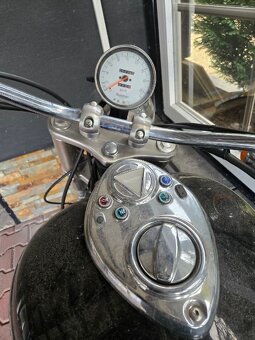 Triumph America - 2