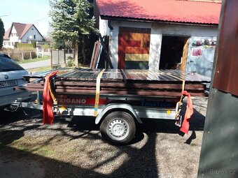 Montovaná plechová garáž 3x5m v barvě, imitaci dřeva - 2