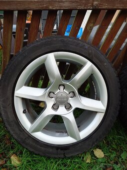 Originál AUDI ALU kola R17 + zánovní zimní pneu 245/45 - 2