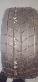 Závodní mokré pneu Pirelli R17 - 2