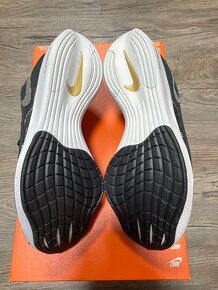 Nike ZoomX Vaporfly Next % 2 - 2