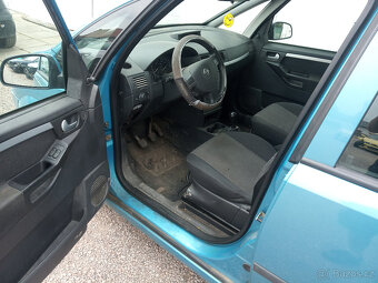Opel Meriva 1,7 CDTi 16V - náhradní díly - 2