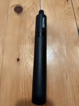 Insta360 2-in-1 Invisible Selfie Stick + Tripod - 2