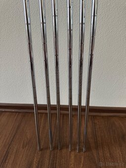 Prodám shafty KBS Tour, tuhost S, P-4 - 2