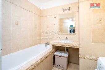 Prodej bytu 3+1, 71 m², Český Krumlov, ul. Urbinská - 2