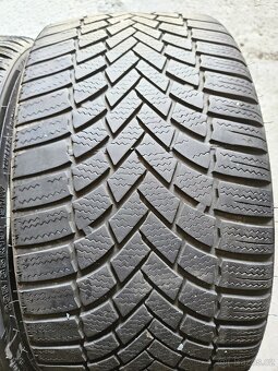 Zimní pneu 235/35R19 Bridgestone - 2