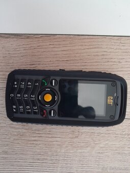 Mobilní telefon Cat B25 - 2