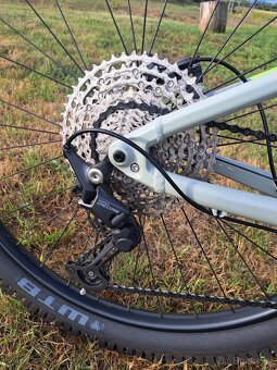Rock machine trl 70-29 top stav do 100km - 2