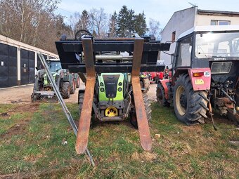 CLAAS NEXOS 240F 4X4 - 2