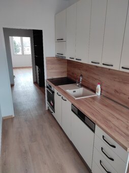 2+1 Klatovy, lodžie, výtah - 2