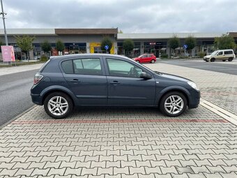 Opel Astra H 1.7 DCi 74kw koup. ČR - 2