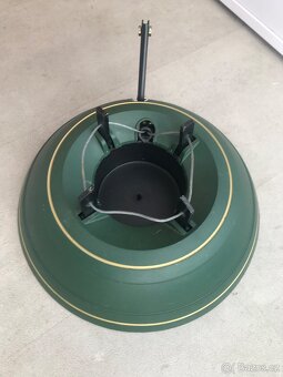 stojan na stromek - 2