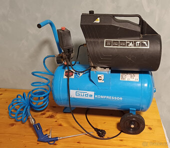 Bezolejový kompresor Güde Dragon 210/8/24 + příslušenství - 2