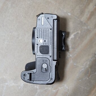 Prodám fotoaparát Olympus OM System OM-1 top stav - 2