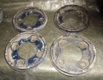 Tatra 57  - 4 poklice s držáky - 2