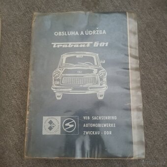Trabant - knihy /  prospekty / znak Trabant - 2