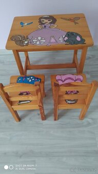 Dětský stůl a židle - 2