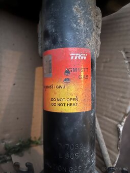 Přední tlumiče TRW Opel Omega B - 2