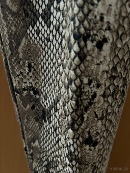 Přiléhavé kalhoty 7/8 - 2