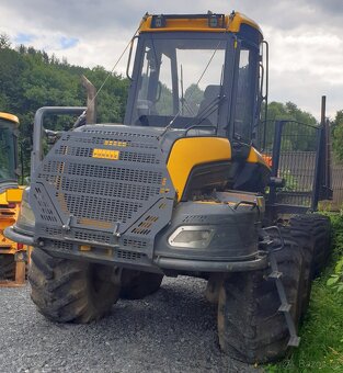 22.8t vyvážečka PONSSE Elephant 8W forwarder les rok 2016 - 2