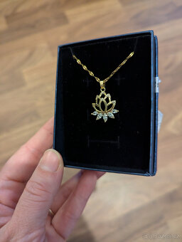 NOVÝ přívěšek s náhrdelníkem - 2