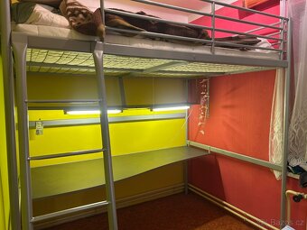 Patrová postel se stolem - 2