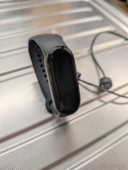 Chytrý náramek Xiaomi Mi Band 5 - 2