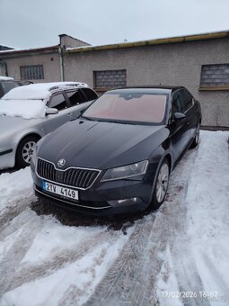 Škoda Superb 2.0 TDI DSG rok 2017 - 2