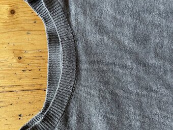 Svetřík zn. Mayoral - 2