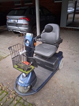 Tříkolový invalidní vozík - 2