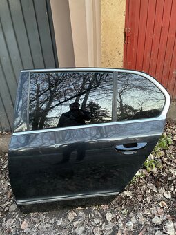 Dveře Superb 2 liftback - 2