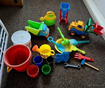 Hračky na písek - 2