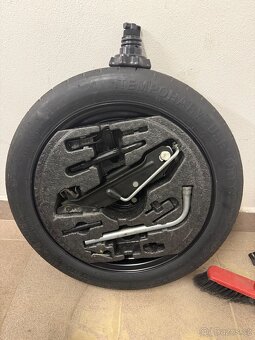 Dojezdové kolo 125/70 r16 s vybavením - 2