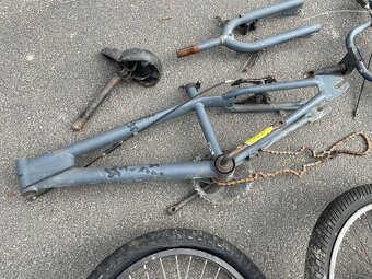 BMX kolo k renovaci - 2