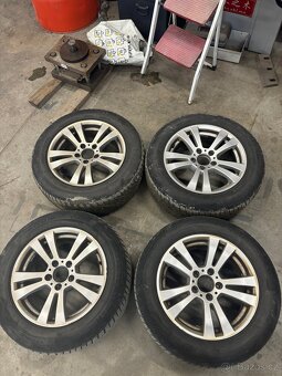 Mercedes-Benz W212 E alu kola 225/55R16 - 2