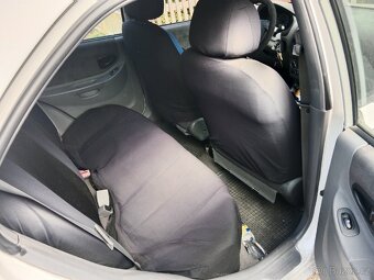 Hyundai Accent - 2