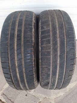 195/65 R15 Good Year - 2