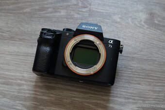 Sony A7 II – pouze tělo + příslušenství - 2