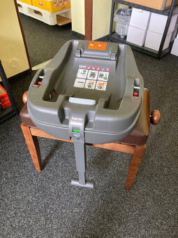 Základna Inglesina Huggy Base Isofix - 2