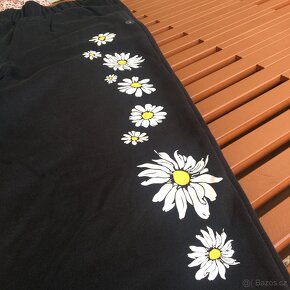 Dámské tepláky Hollister, vel. S a M - 2