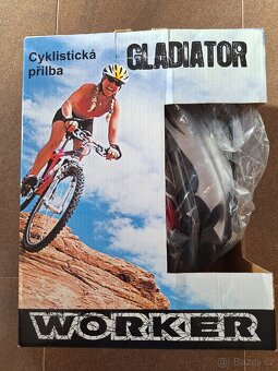 Cyklistická přilba Worker Gladiator vel.60-62cm - 2