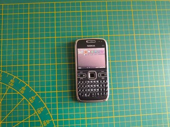 Nokia E72 - 2