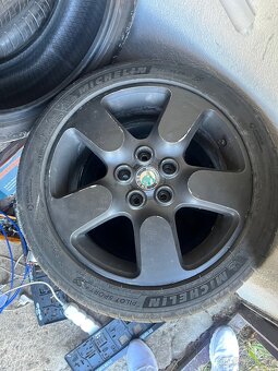 5x112 r17 Škoda Scout - 2